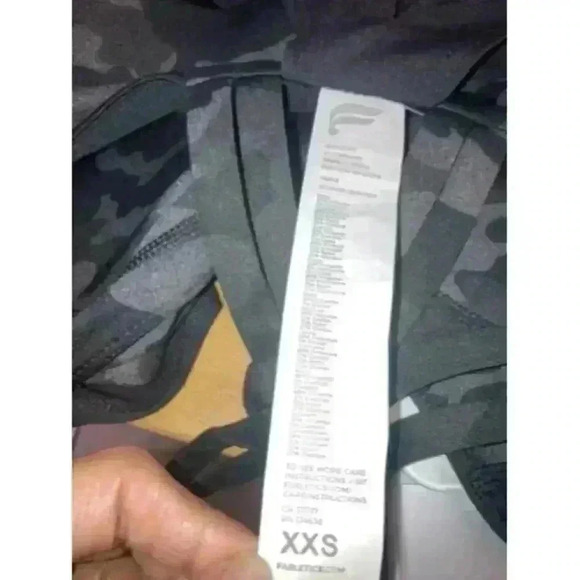 FABLETICS Giselle Powertouch Built-in Sports Bra Swing Camo Tank Top Size XXS - Picture 8 of 8